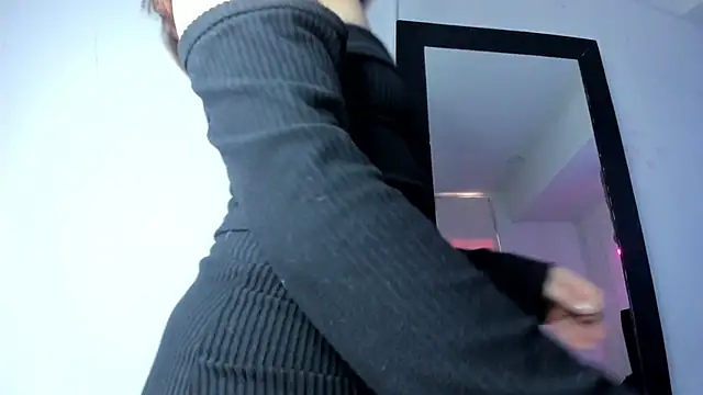 nicky angel1 online show from September 13, 2025, 7:13 pm