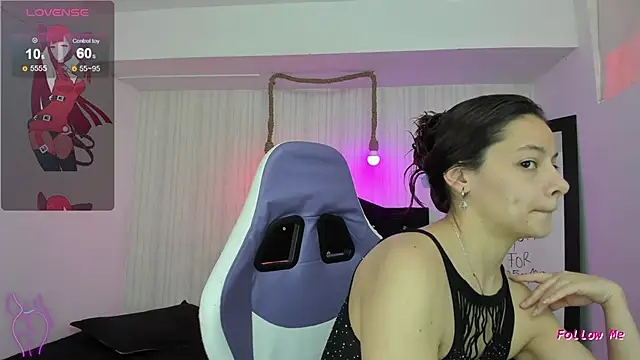 nicky angel1 online show from May 5, 2026, 3:53 pm