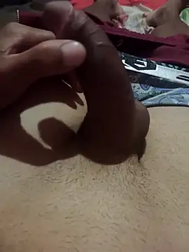 DamAlves49 online show from February 12, 2026, 5:52 pm