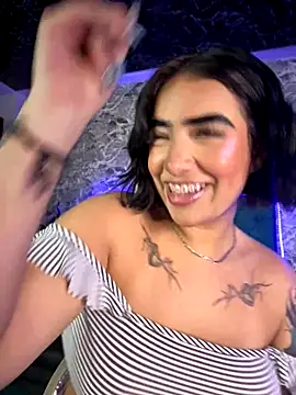 Scarlett-LS online show from December 4, 2025, 2:10 am