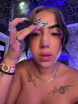 Snapshot of Scarlett-LS chatting on February 26, 2026, 5:17 am Scarlett-LS online show from February 26, 2026, 5:17 am