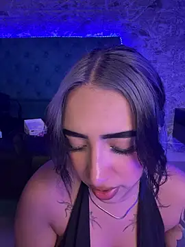 Snapshot of Scarlett-LS chatting on March 21, 2026, 8:19 am Scarlett-LS online show from March 21, 2026, 8:19 am