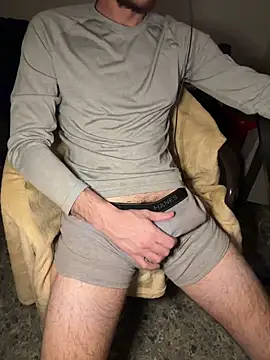 csoeasy1 online show from February 6, 2026, 2:27 am