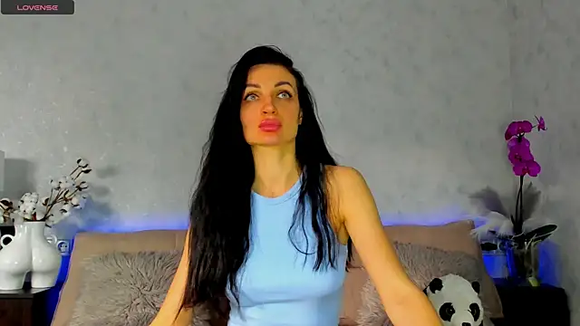 Snapshot of Tina_Mart chatting on April 1, 2026, 1:41 pm Tina Mart online show from April 1, 2026, 1:41 pm