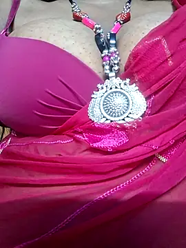 Snapshot of SX-JUHI chatting on October 19, 2025, 11:49 pm SX-JUHI online show from October 19, 2025, 11:49 pm