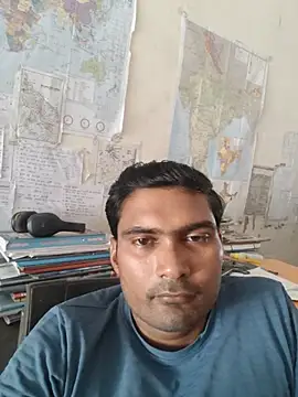 ccuteboyyyy online show from June 25, 2026, 7:13 am