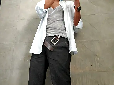 Snapshot of Lustyluckyy chatting on October 11, 2025, 7:07 am Lustyluckyy online show from October 11, 2025, 7:07 am