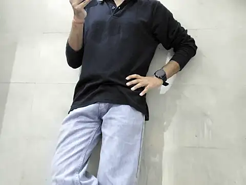 Snapshot of Lustyluckyy chatting on November 1, 2025, 4:42 pm Lustyluckyy online show from November 1, 2025, 4:42 pm