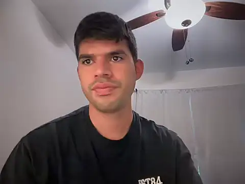 Snapshot of lancebrek chatting on October 1, 2025, 4:02 pm lancebrek online show from October 1, 2025, 4:02 pm