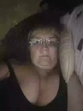 Violet5364 online show from May 5, 2026, 8:28 pm