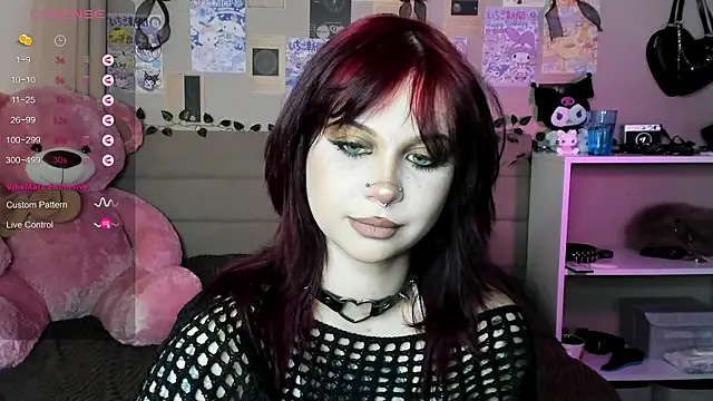 marynixoxo online show from March 23, 2026, 12:09 pm