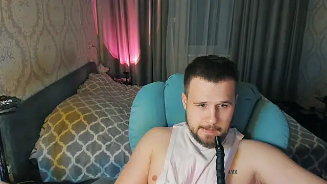 Vladik b online show from May 1, 2026, 6:01 pm