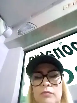 Snapshot of CandieGilson__ chatting on February 11, 2026, 11:15 am CandieGilson online show from February 11, 2026, 11:15 am