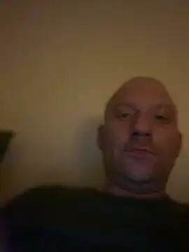 Krzysiekg123 online show from February 21, 2025, 7:32 pm