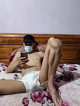 Snapshot of ahmedhbh chatting on March 10, 2026, 12:37 am ahmedhbh online show from March 10, 2026, 12:37 am