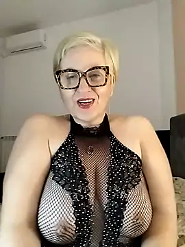 Pumabionda online show from November 6, 2025, 10:21 pm