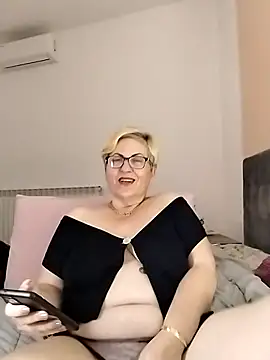 Snapshot of Pumabionda chatting on February 8, 2026, 11:35 am Pumabionda online show from February 8, 2026, 11:35 am