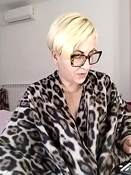 Pumabionda online show from March 7, 2026, 3:25 am