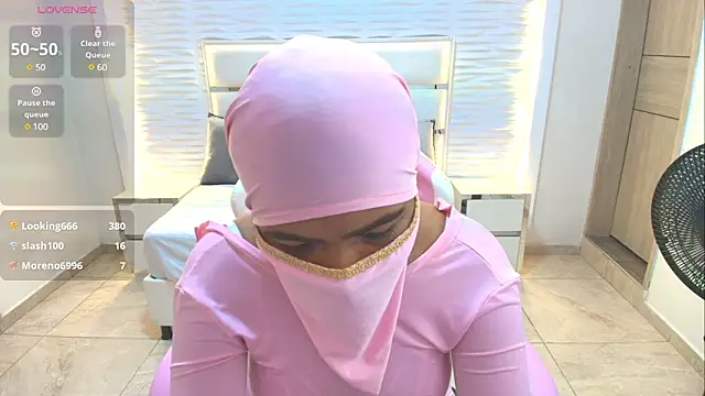 Zafira kazenn online show from February 27, 2025, 6:18 am