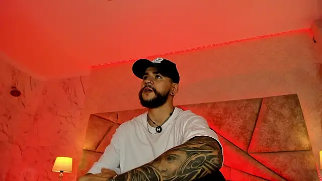 DickGriffith  online show from February 10, 2026, 12:48 am