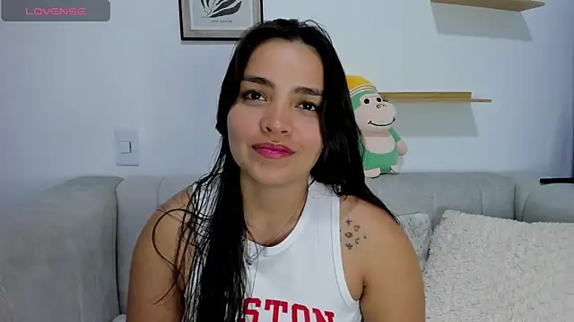 sarita bigbooty  online show from September 18, 2025, 4:58 am