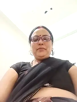 Kiyara8 online show from March 2, 2025, 1:05 pm