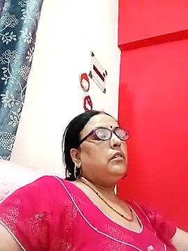 Snapshot of Kiyara8 chatting on September 18, 2025, 4:58 am Kiyara8 online show from September 18, 2025, 4:58 am