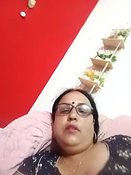 Snapshot of Kiyara8 chatting on October 2, 2025, 12:39 am Kiyara8 online show from October 2, 2025, 12:39 am