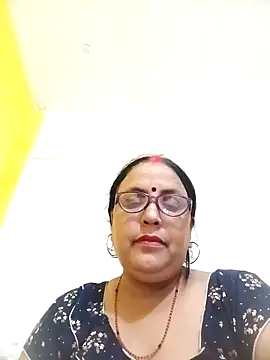 Snapshot of Kiyara8 chatting on October 5, 2025, 8:12 am Kiyara8 online show from October 5, 2025, 8:12 am