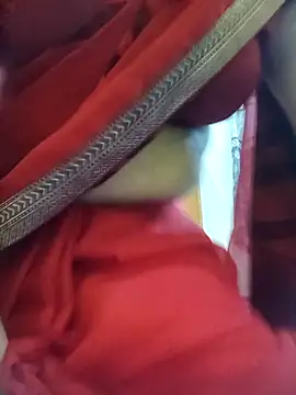 Snapshot of Kiyara8 chatting on October 16, 2025, 8:04 am Kiyara8 online show from October 16, 2025, 8:04 am