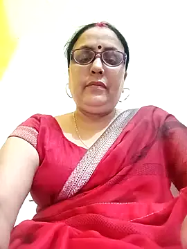 Snapshot of Kiyara8 chatting on October 18, 2025, 8:59 am Kiyara8 online show from October 18, 2025, 8:59 am