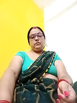 Snapshot of Kiyara8 chatting on October 25, 2025, 1:46 am Kiyara8 online show from October 25, 2025, 1:46 am