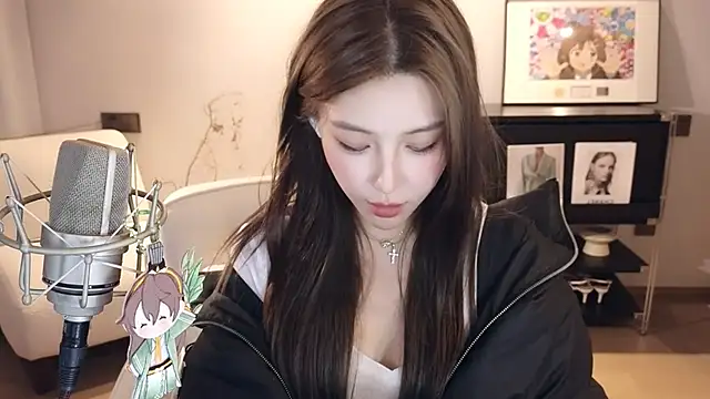 Ginny-bb online show from February 23, 2025, 6:01 pm