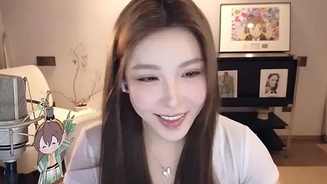 Ginny-bb online show from March 13, 2025, 2:12 pm