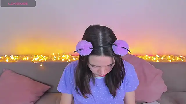 Chio Mio online show from March 14, 2025, 10:18 am