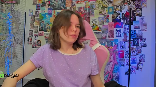 Snapshot of Chio_Mio chatting on October 2, 2025, 1:56 am Chio Mio online show from October 2, 2025, 1:56 am