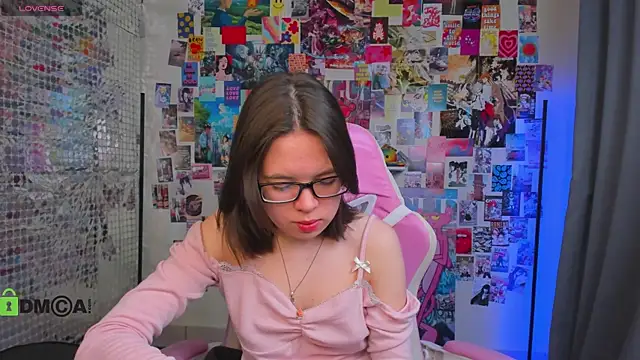 Snapshot of Chio_Mio chatting on October 19, 2025, 1:50 am Chio Mio online show from October 19, 2025, 1:50 am