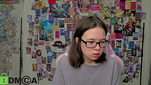 Snapshot of Chio_Mio chatting on October 24, 2025, 2:30 am Chio Mio online show from October 24, 2025, 2:30 am