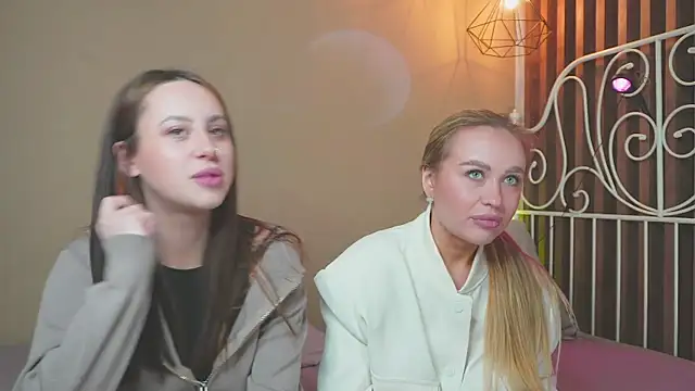 girlstirp online show from February 17, 2025, 7:26 am