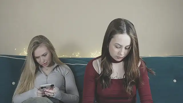 girlstirp online show from February 26, 2025, 7:42 am