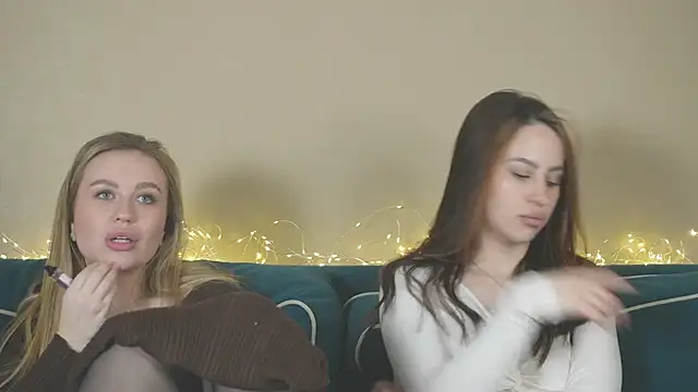 girlstirp online show from March 1, 2025, 9:18 am