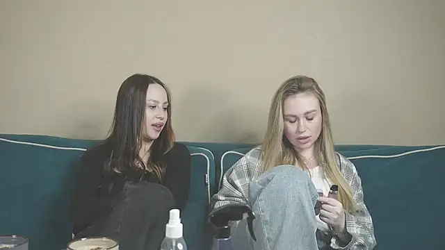 girlstirp online show from March 7, 2025, 6:57 am