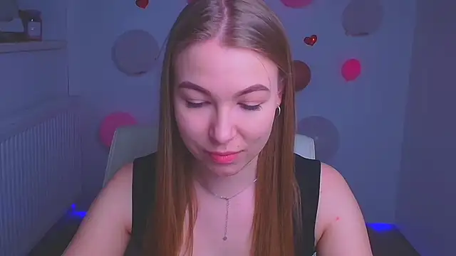 Snapshot of Dana_flowers chatting on March 7, 2025, 12:12 pm Dana flowers online show from March 7, 2025, 12:12 pm