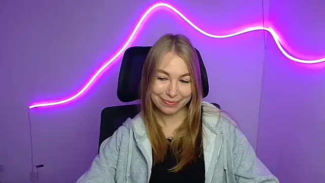 Snapshot of Dana_flowers chatting on September 27, 2025, 5:23 am Dana flowers online show from September 27, 2025, 5:23 am