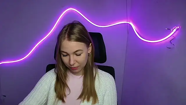 Snapshot of Dana_flowers chatting on October 1, 2025, 5:24 am Dana flowers online show from October 1, 2025, 5:24 am