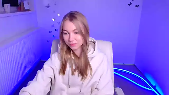 Snapshot of Dana_flowers chatting on October 11, 2025, 5:17 am Dana flowers online show from October 11, 2025, 5:17 am