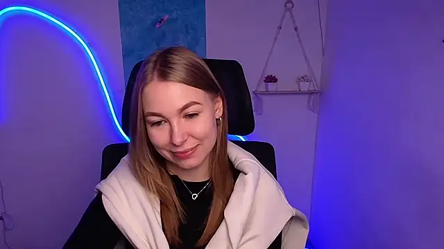 Snapshot of Dana_flowers chatting on November 1, 2025, 6:26 am Dana flowers online show from November 1, 2025, 6:26 am