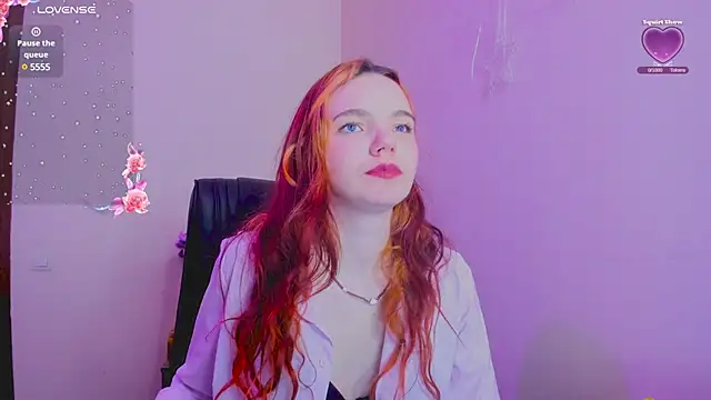 Lina lin  online show from February 22, 2025, 5:02 pm