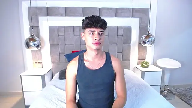 DrakeCollinss online show from February 12, 2025, 8:07 pm