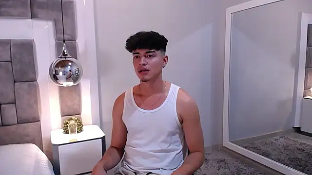 DrakeCollinss online show from February 14, 2025, 1:45 am